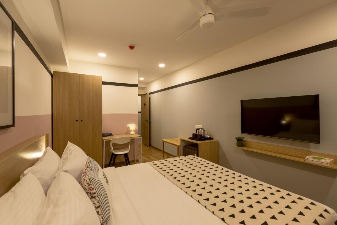 Olive Hotel Indiranagar 100Ft Road By Embassy Group Bangalore Esterno foto